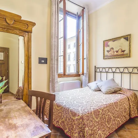 Bed & Breakfast Tourist House Liberty Firenze