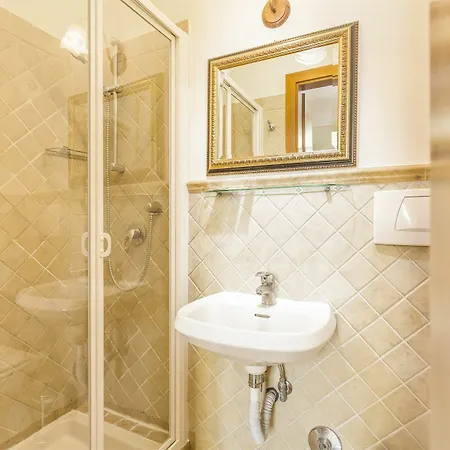 Oda ve Kahvaltı Tourist House Liberty Floransa