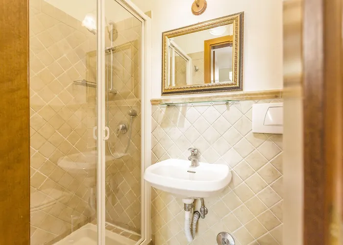 Tourist House Liberty Alojamento de Acomodação e Pequeno-almoço